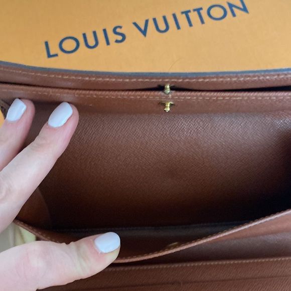 Louis Vuitton long Wallet - Picture 4 of 7